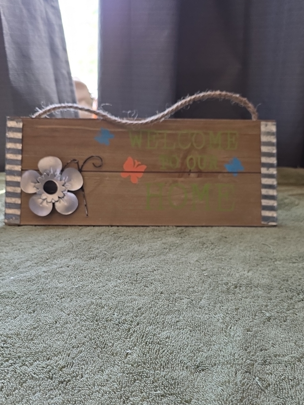 Welcome Home Rustic Wood Wall Sign with Metal Flower - Brown